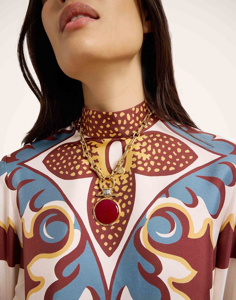 Boho-Spitzenbluse mit Glockenärmeln und hohem Kragen