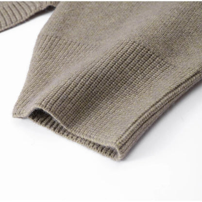 Gemütliche klassische Strickjacke für Damen