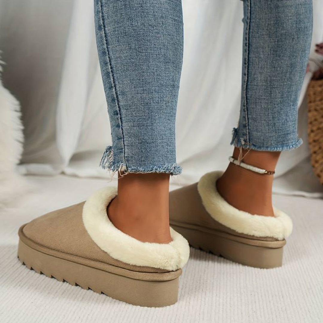 Gemütliche, mit Fleece gefütterte Hausschuhe zum Hereinschlüpfen für Damen
