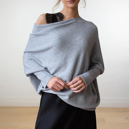 Gemütlicher übergroßer Strickpullover mit Carmenausschnitt