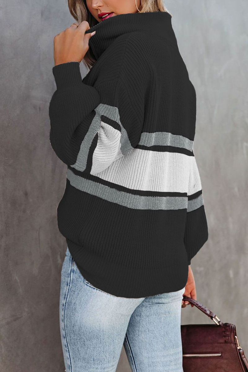 Gemütlicher lässiger Patchwork-Strickpullover mit Reißverschlusskragen