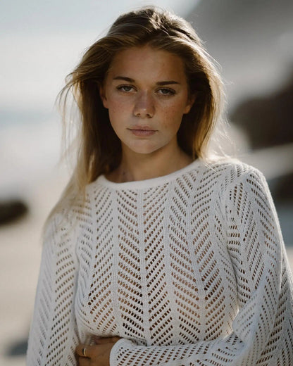 Rückenfreies gehäkeltes Mini-Strickkleid mit langen Ärmeln, transparenter Strandüberwurf