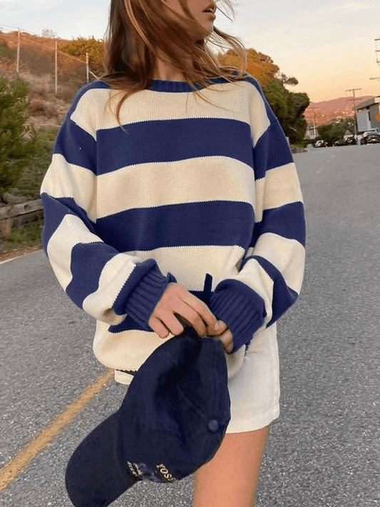Gemütlicher gestreifter Rundhalsausschnitt Strickpullover