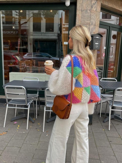 Gemütlicher Strukturstrickpullover mit Akzentdetails