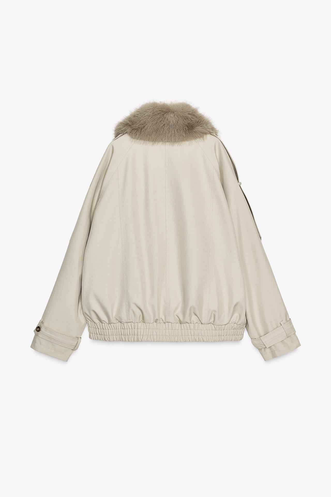 Schicker Trenchcoat aus Kunstpelz