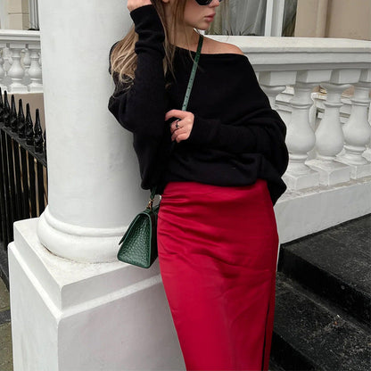 Gemütlicher übergroßer Strickpullover mit Carmenausschnitt