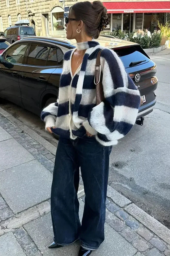 Gestreifter V-Ausschnitt Lockerer Strickcardigan