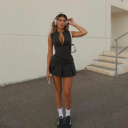 Geplötzliches Korsett-Minikleid mit zeitlosem Chic