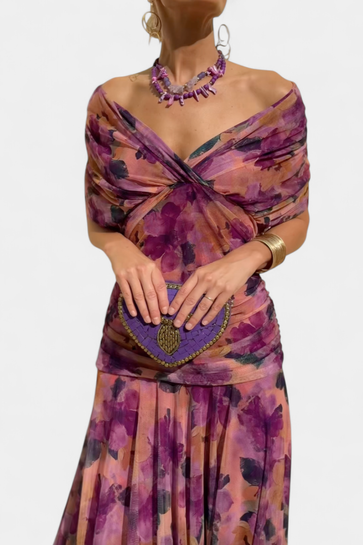 Elegantes Maxikleid für Damen mit floralen Falten