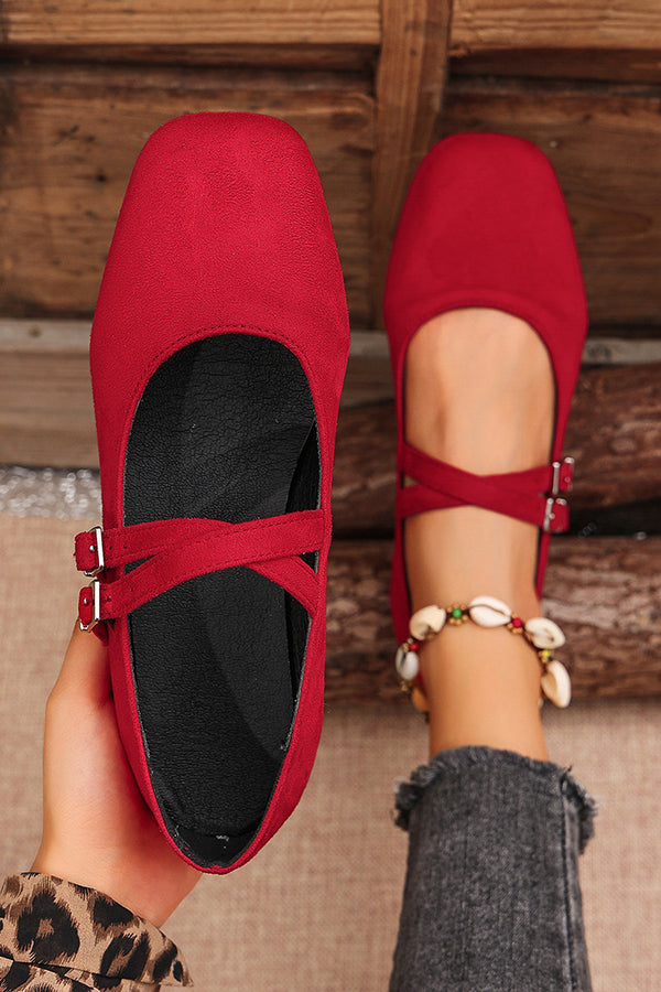 Gespitzte Wildleder-Schnürschuhe mit rundem Zehenbereich