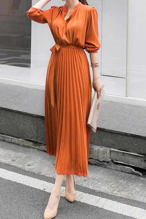 Faltenkleid aus Chiffon mit Puffärmeln