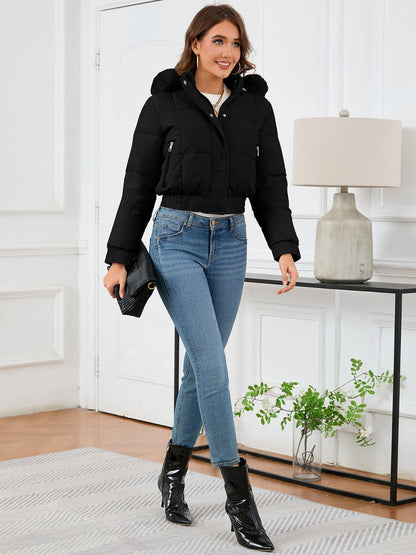 Gemütliche wattierte Winterjacke mit Fellkapuze und Taschen