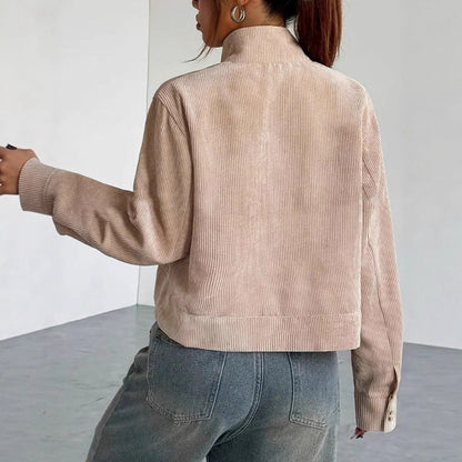 Gekürzte Cordjacke mit weitem Kragen und Reißverschlussverschluss