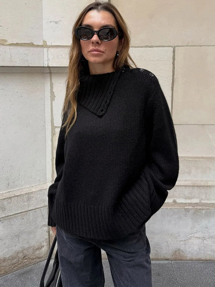 Gemütlicher Pullover mit Knopfleiste und locker sitzendem Rollkragen