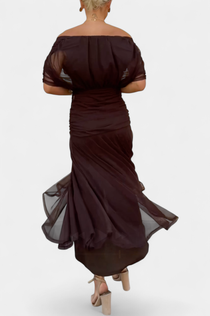 Elegantes Maxikleid für Damen mit floralen Falten