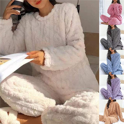 Gemütlicher Fleece-Schlafanzug für Damen