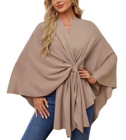 Weicher eleganter Schal-Poncho für gemütlich-schicke Lagenlooks