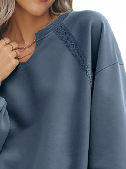Gemütliches Sweatshirt mit Spitzenbesatz für lässig schicke Looks