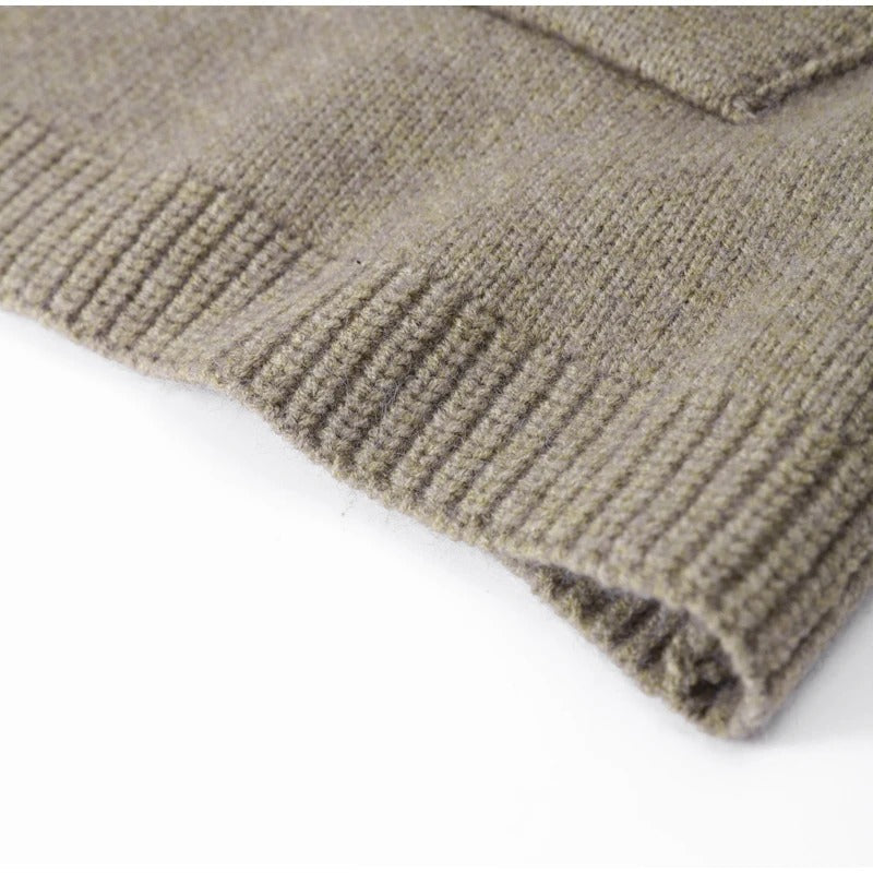 Gemütliche klassische Strickjacke für Damen
