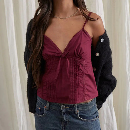 Schickes Crop-Top mit V-Ausschnitt und verstellbarer Schleife