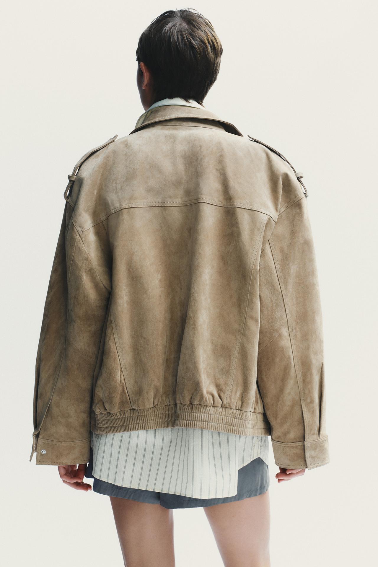 Klassische Vintage-inspirierte Wildlederjacke