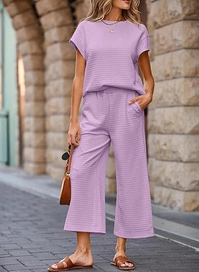 Strukturierter zweiteiliger Lounge-Set mit weitem Bein-Hose