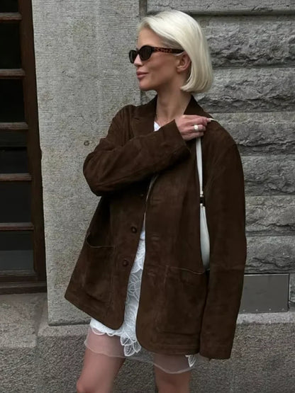 Stylische warme braune Reversjacke für legere Eleganz