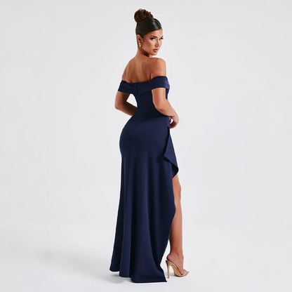 Maxikleid mit schulterfreiem Schnitt und Schlitz