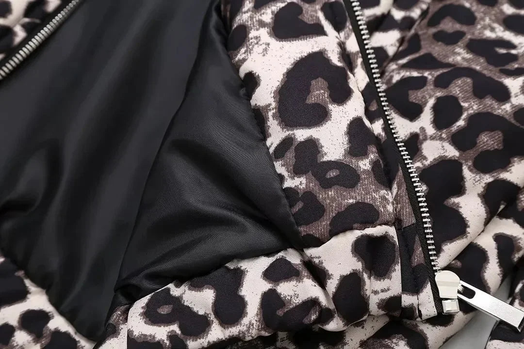 Moderne elegante leichte Damenjacke