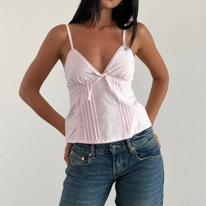 Schickes Crop-Top mit V-Ausschnitt und verstellbarer Schleife