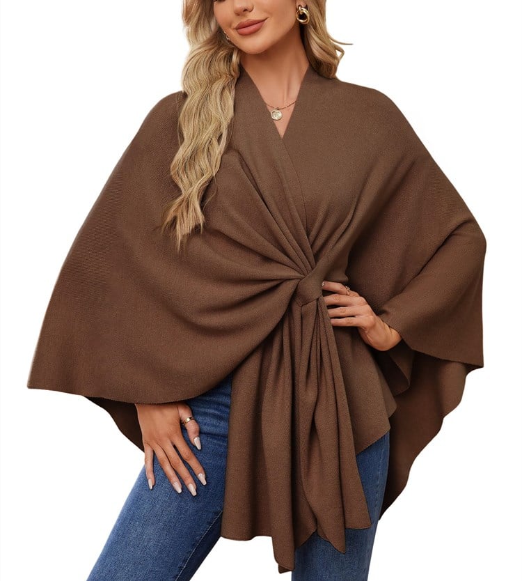 Weicher eleganter Schal-Poncho für gemütlich-schicke Lagenlooks