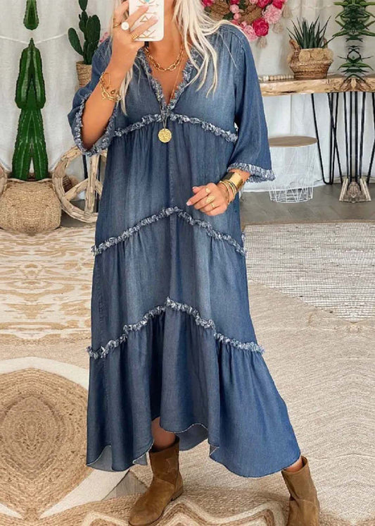 Marga® | Schickes Marineblaues Denimkleid mit V-Ausschnitt, Patchwork und Quasten