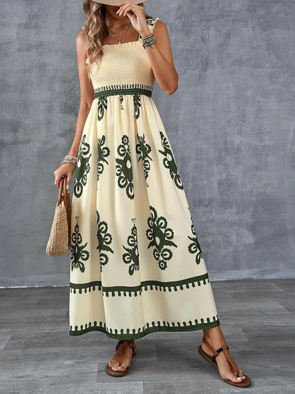 Maxikleid mit geometrischem Muster und Smokdetail