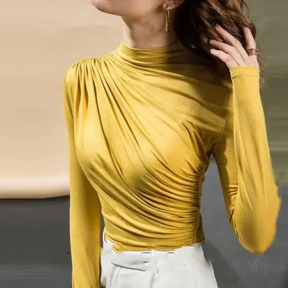 Elegantes minimalistisches Langarmoberteil