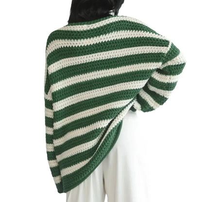 Gemütlicher übergroßer gestreifter Pullover im koreanischen Stil
