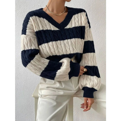 Gemütlicher lockerer Strickpullover mit V-Ausschnitt im Vintage-Stil