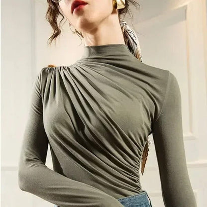 Elegantes minimalistisches Langarmoberteil