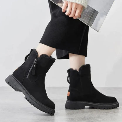 Schicke Stiefeletten mit Wildlederoptik und kuscheligem Fellfutter